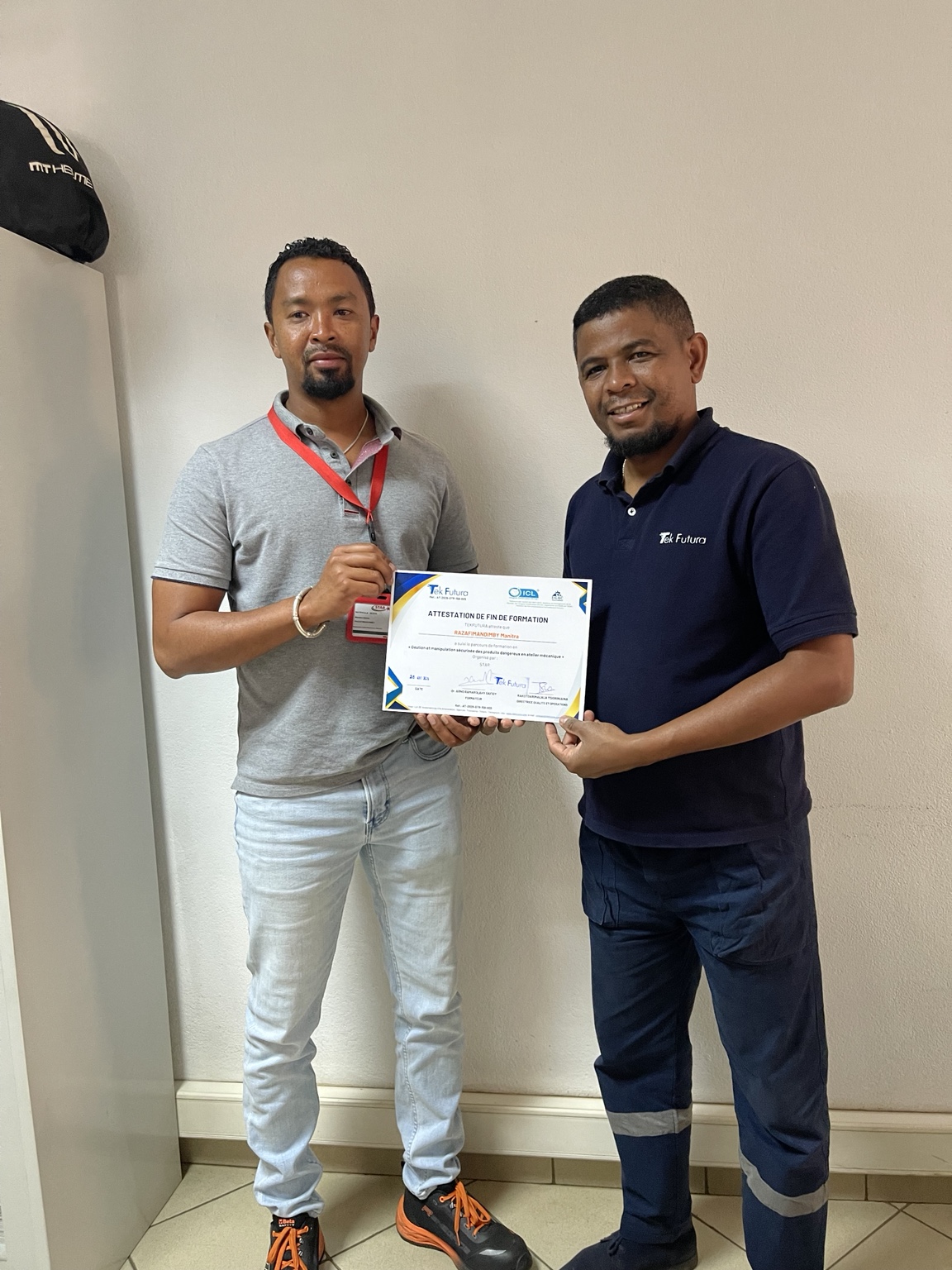 Remise d’une attestation de formation