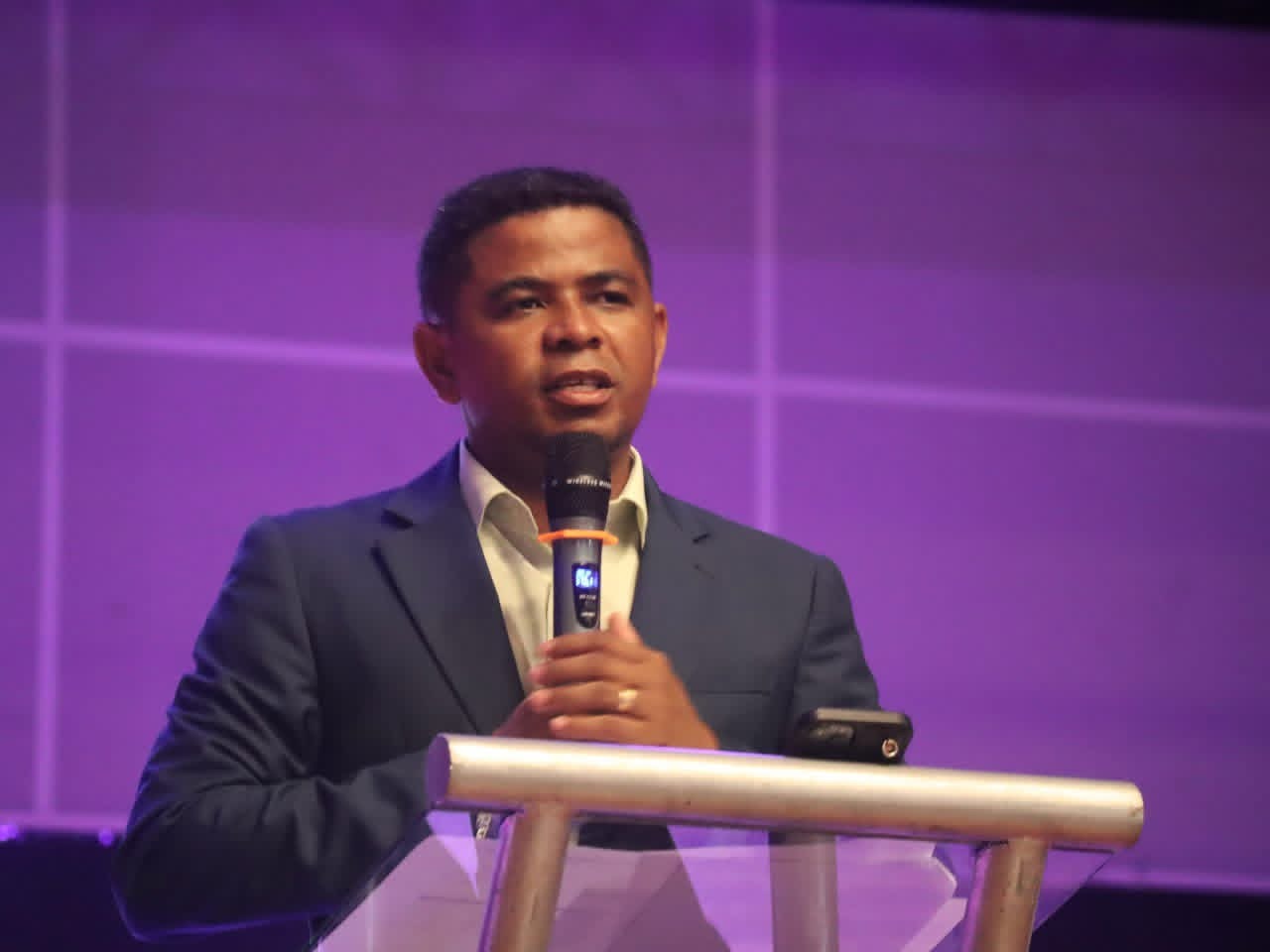 Dr RAMAROLAHY Safidy intervenant lors d’une conférence